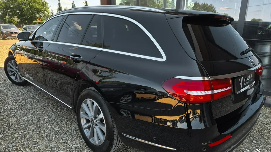 MERCEDES-BENZ E Klasa -
