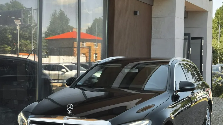MERCEDES-BENZ E Klasa -