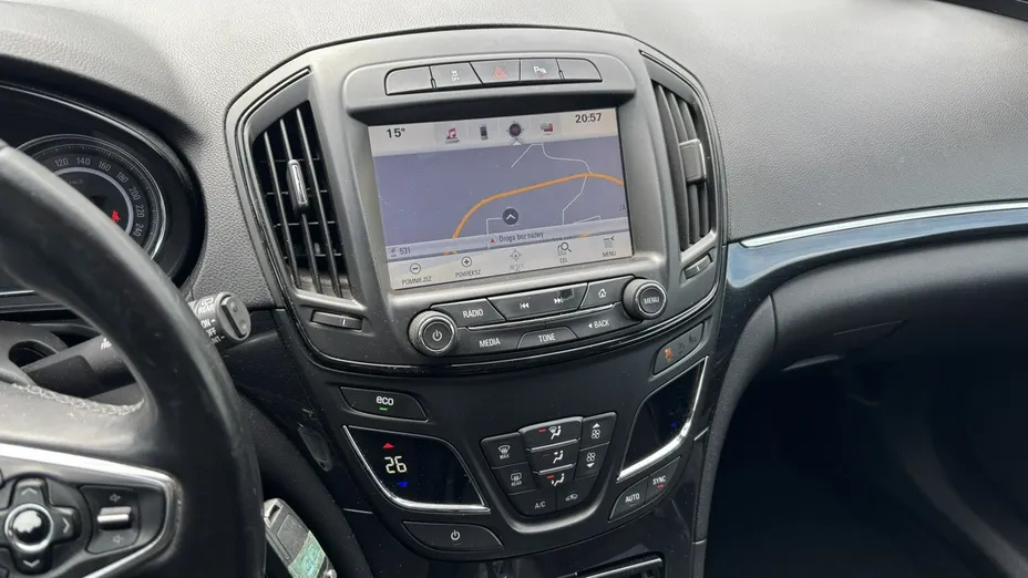 OPEL Insignia -