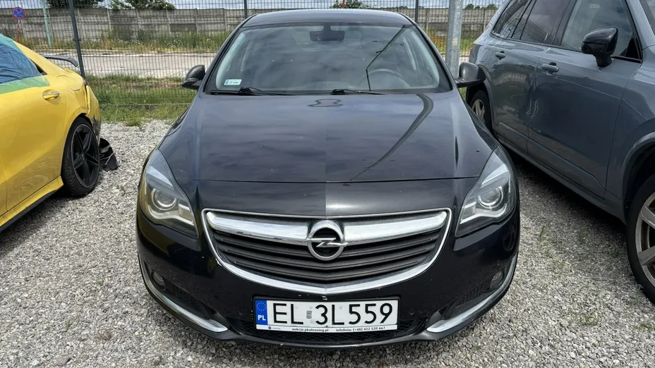 OPEL Insignia -