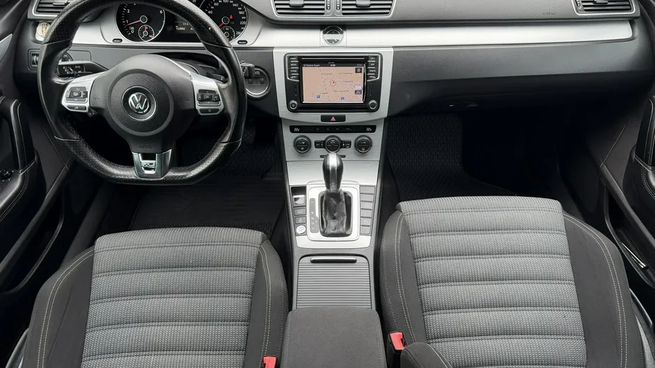 VOLKSWAGEN CC -