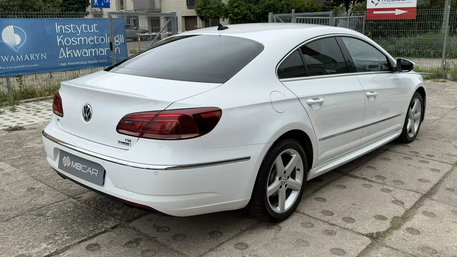VOLKSWAGEN CC -