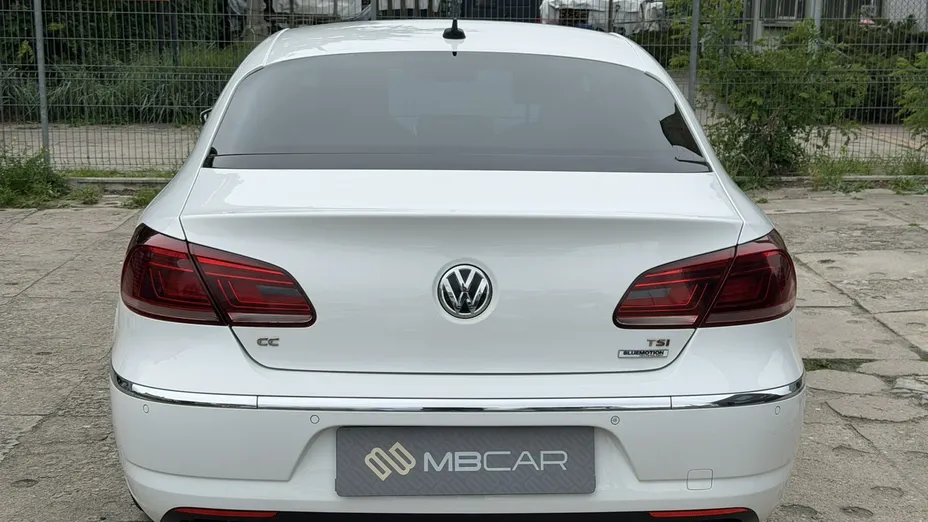 VOLKSWAGEN CC -