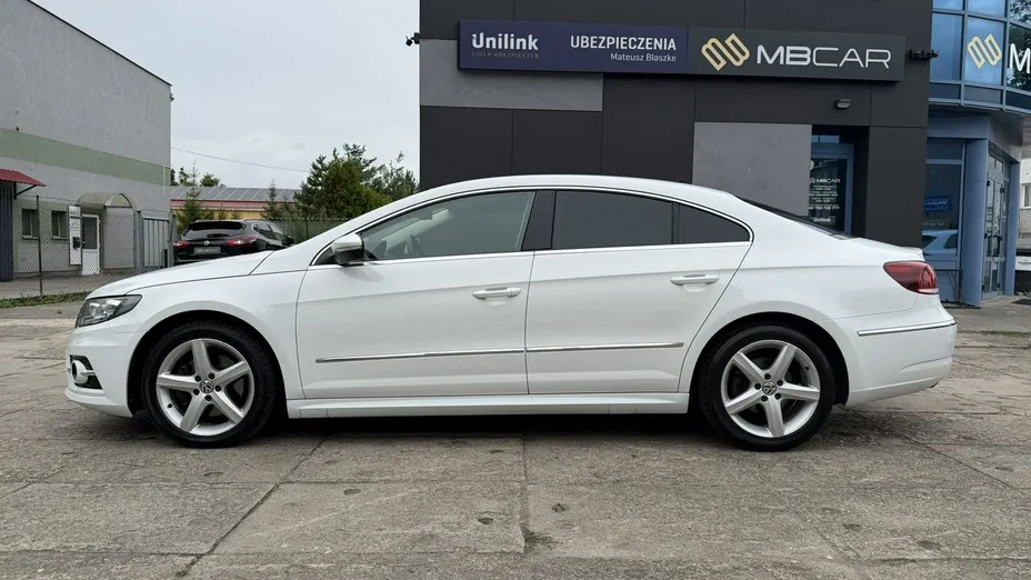 VOLKSWAGEN CC -