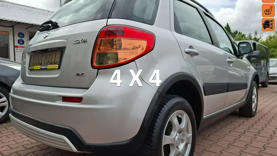 SUZUKI SX4 -