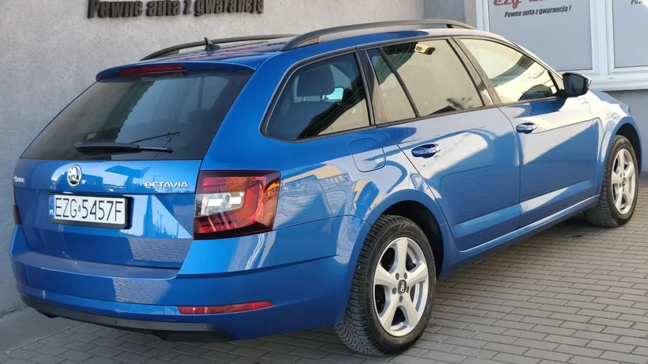 SKODA Octavia -