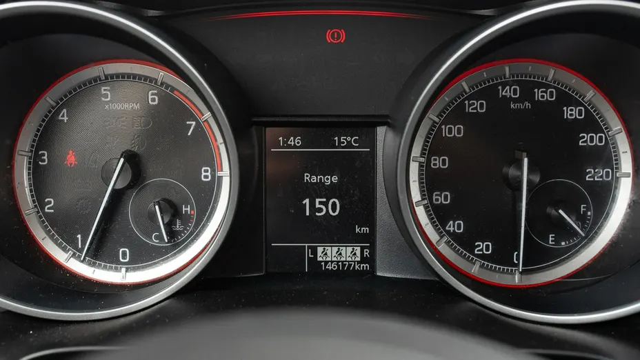SUZUKI Swift -