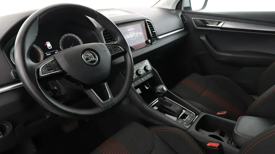 SKODA Karoq -