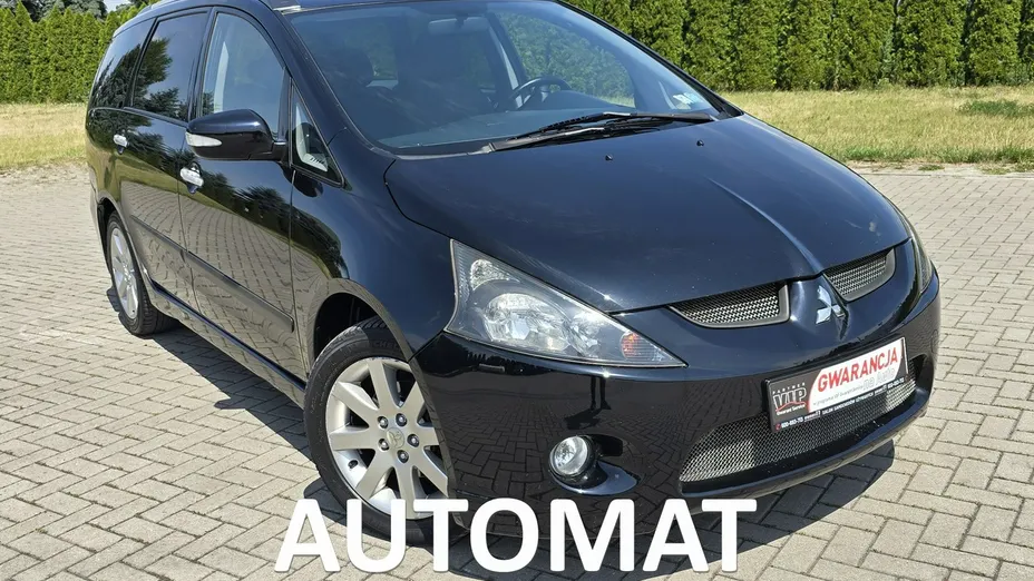 MITSUBISHI Grandis -