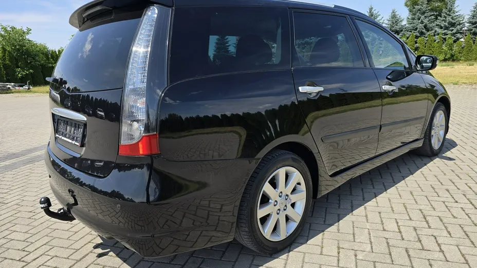 MITSUBISHI Grandis -