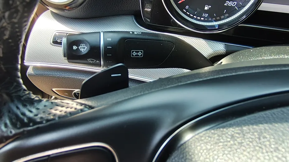 MERCEDES-BENZ E Klasa -