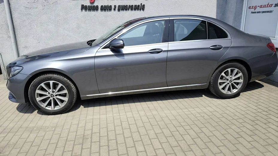 MERCEDES-BENZ E Klasa -