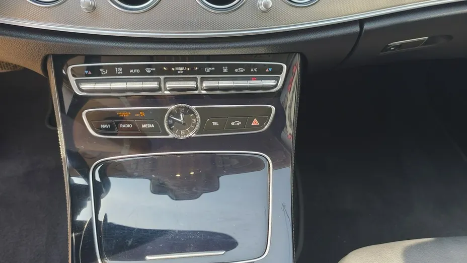 MERCEDES-BENZ E Klasa -