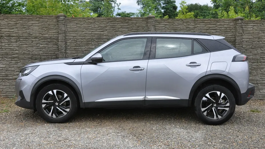 PEUGEOT 2008 -