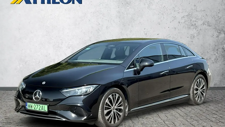 MERCEDES-BENZ EQE -