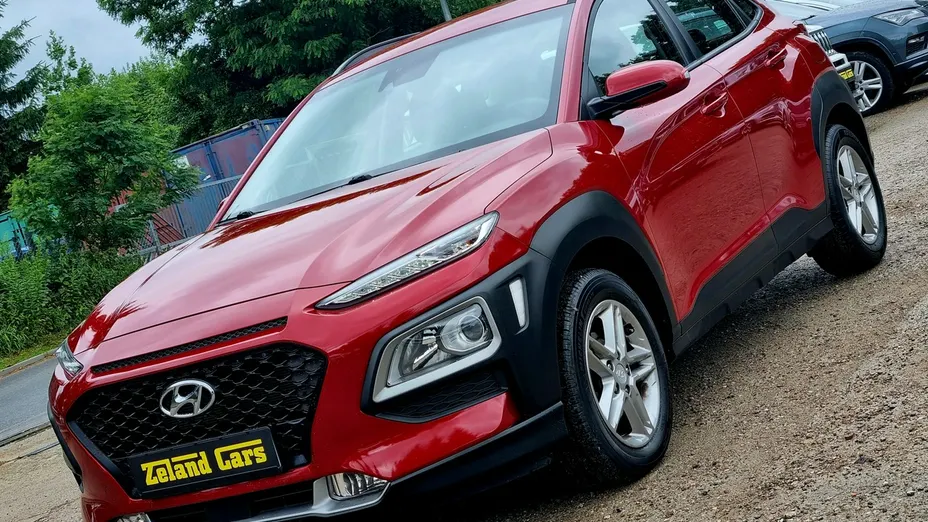 HYUNDAI Kona -