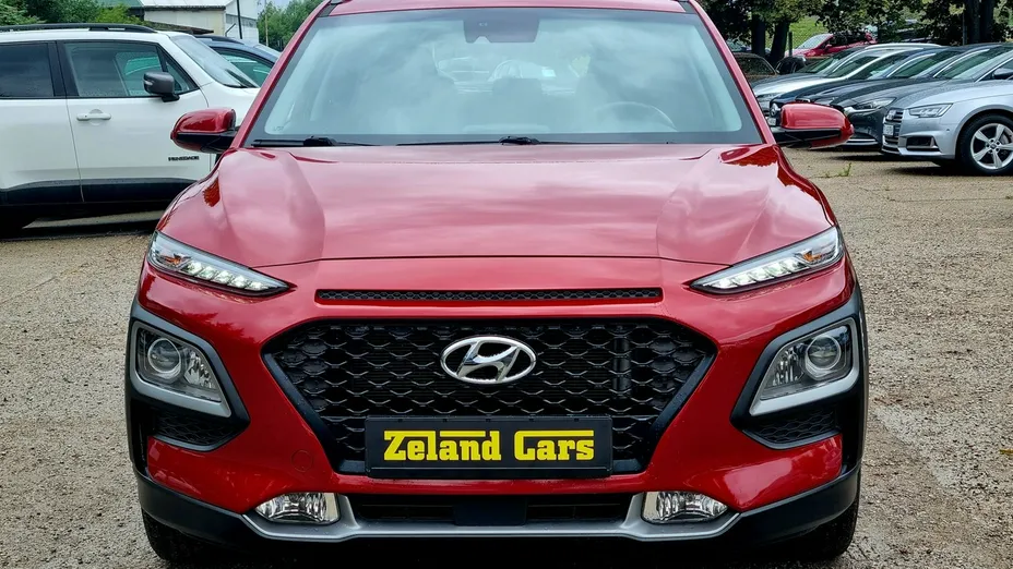 HYUNDAI Kona -