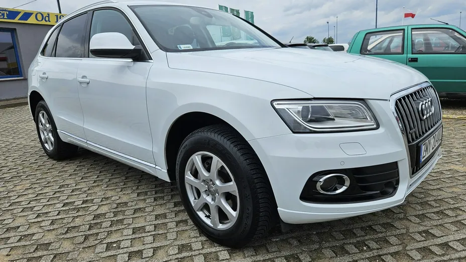 AUDI Q5 -