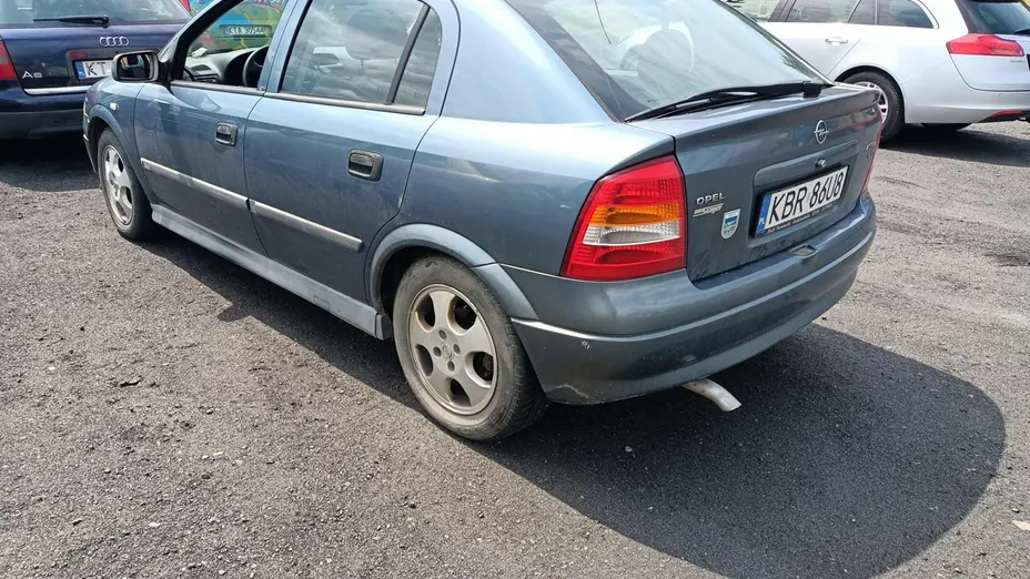 OPEL Astra -