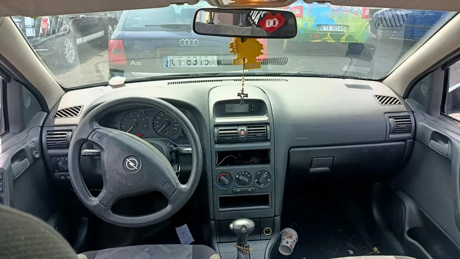 OPEL Astra -