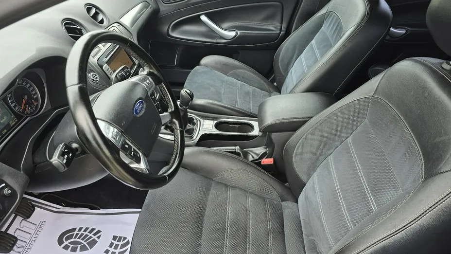 FORD Mondeo -