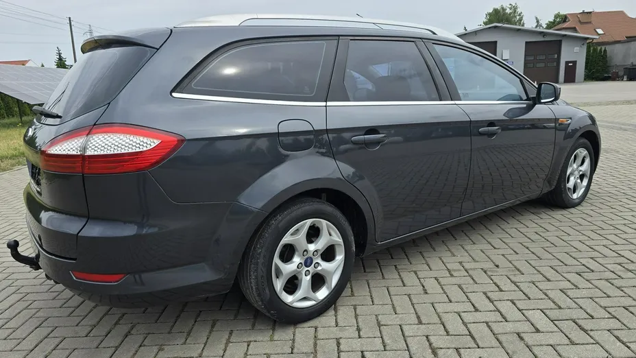 FORD Mondeo -