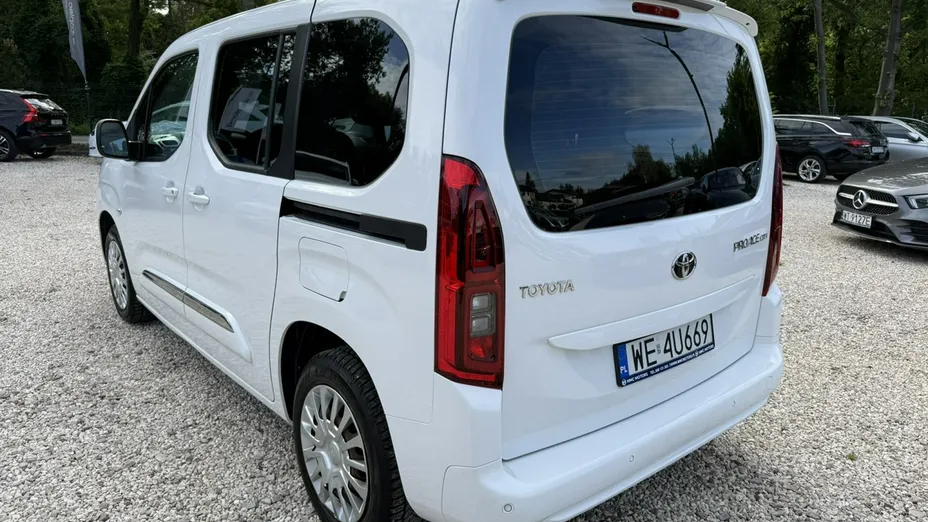 TOYOTA Proace City Verso -
