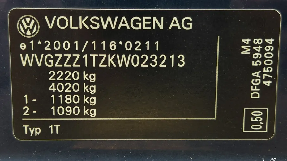 VOLKSWAGEN Touran -