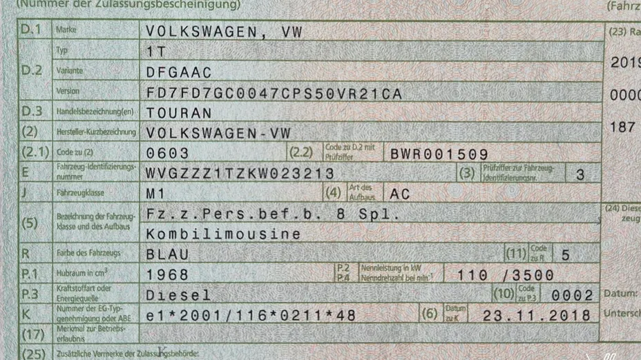 VOLKSWAGEN Touran -