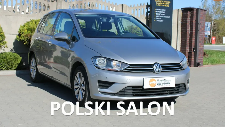 VOLKSWAGEN Golf Sportsvan -