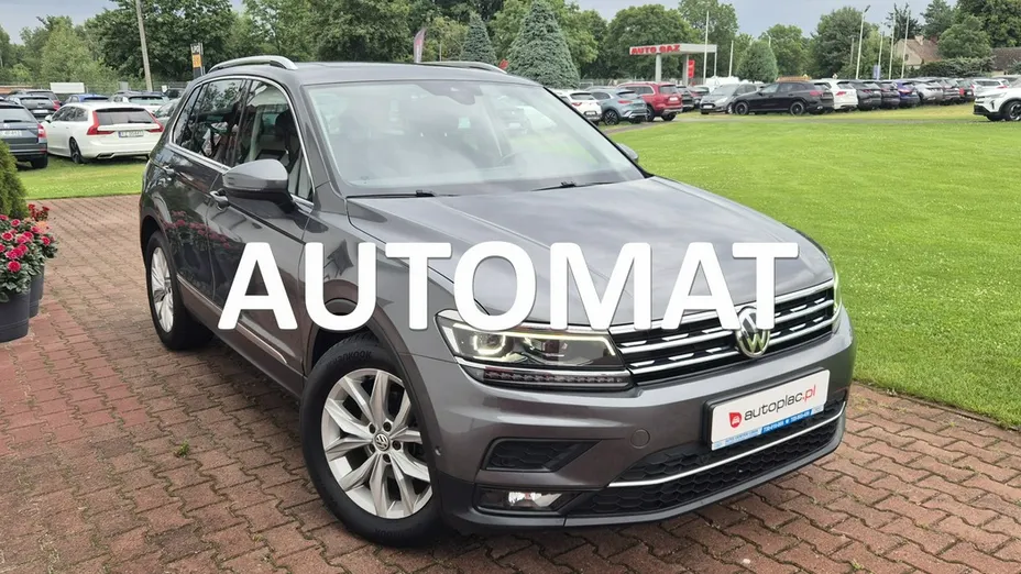 VOLKSWAGEN Tiguan -