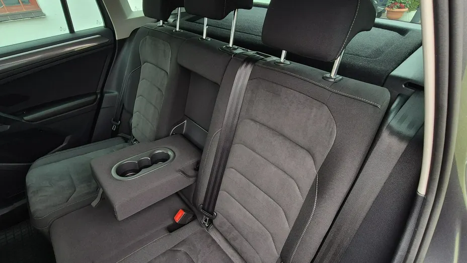 VOLKSWAGEN Tiguan -