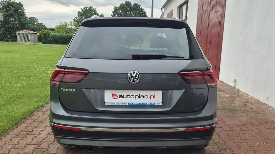 VOLKSWAGEN Tiguan -