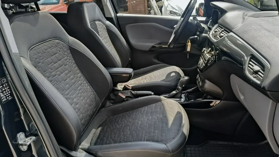 OPEL Corsa -