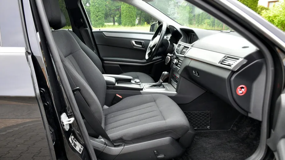 MERCEDES-BENZ E Klasa -