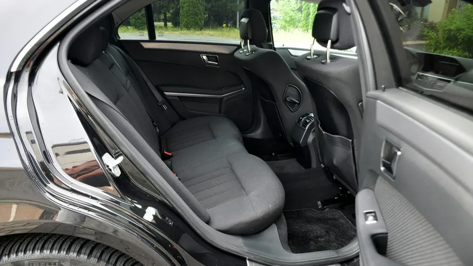 MERCEDES-BENZ E Klasa -