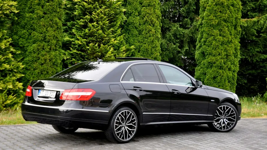 MERCEDES-BENZ E Klasa -
