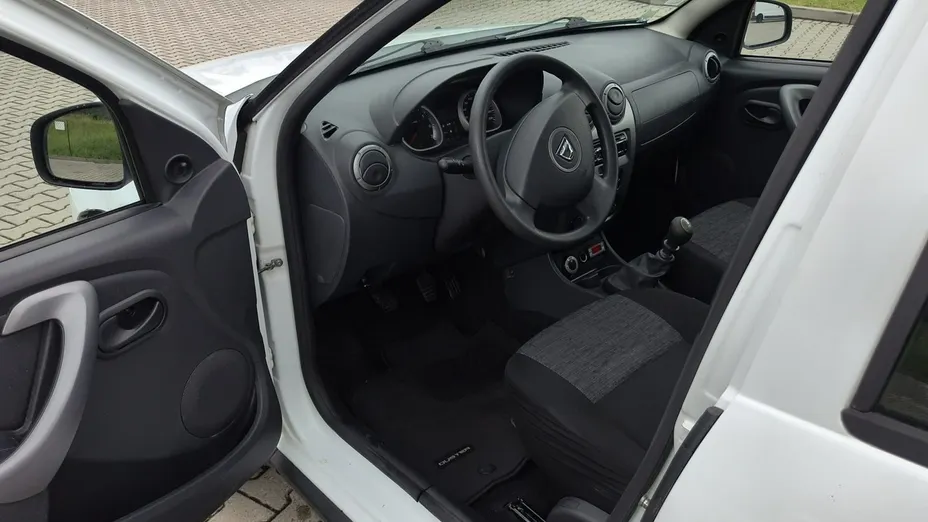 DACIA Duster -