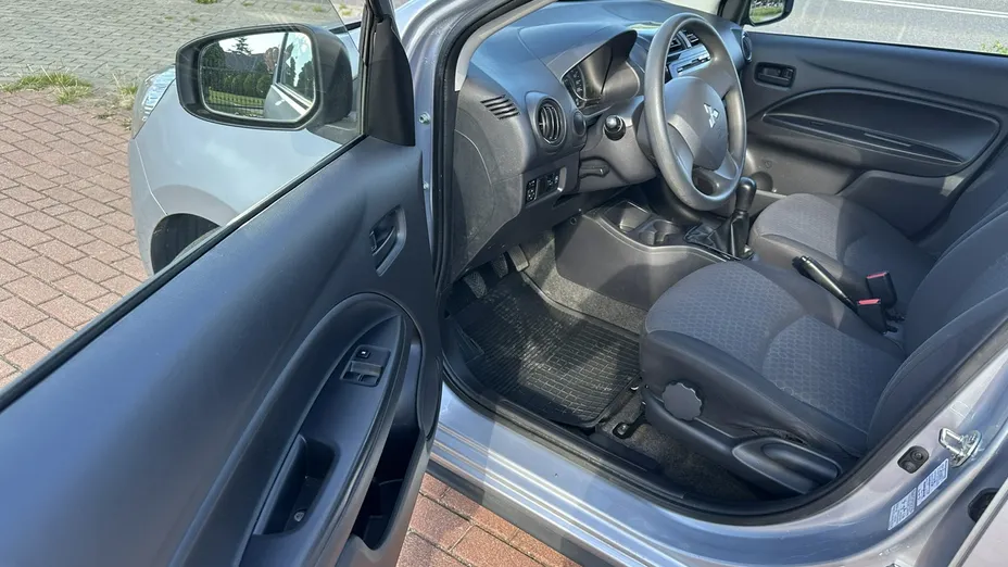 MITSUBISHI Space Star -