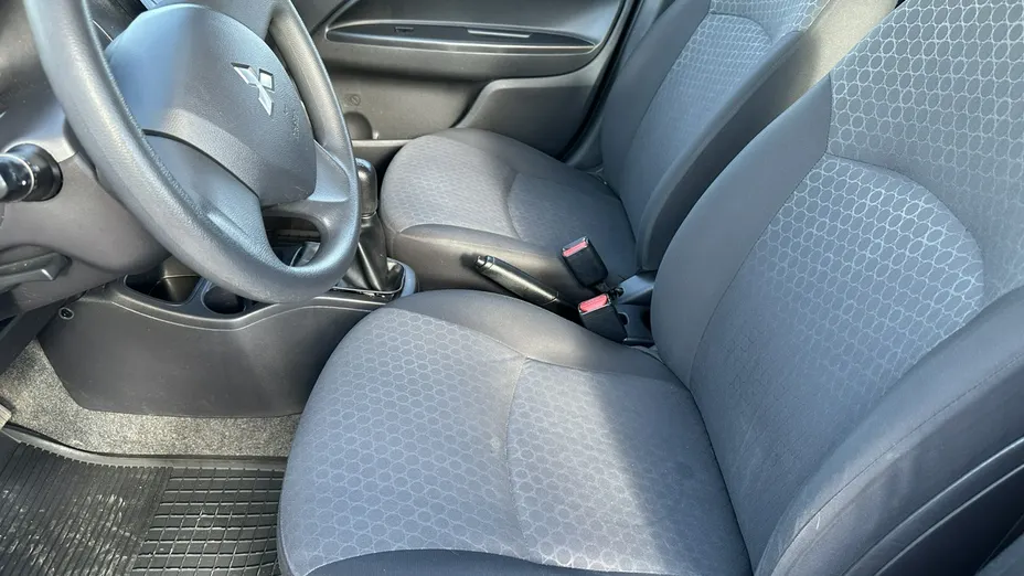 MITSUBISHI Space Star -