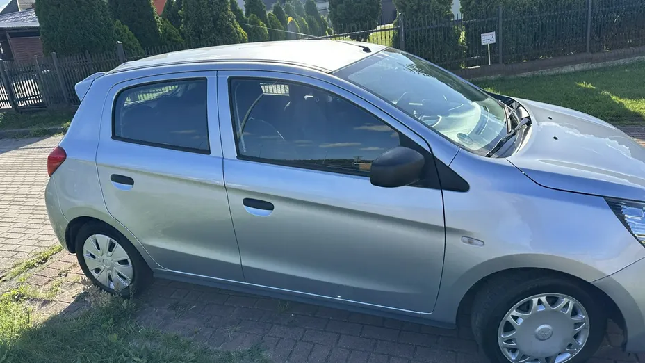 MITSUBISHI Space Star -