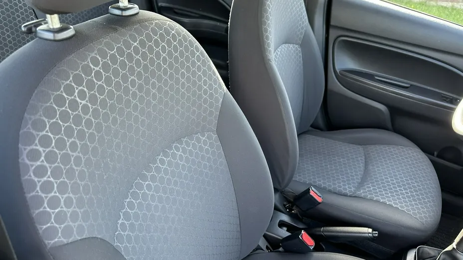 MITSUBISHI Space Star -