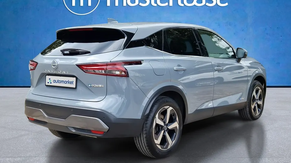 NISSAN Qashqai -