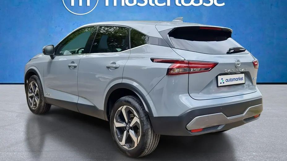 NISSAN Qashqai -