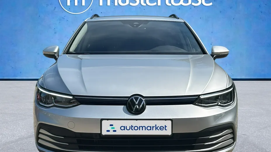 VOLKSWAGEN Golf -