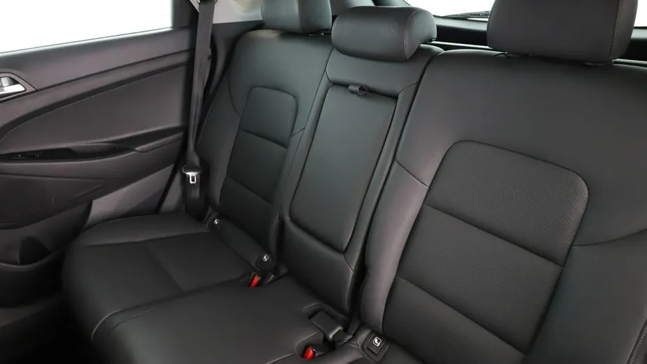HYUNDAI Tucson -