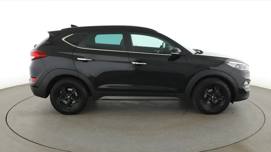 HYUNDAI Tucson -
