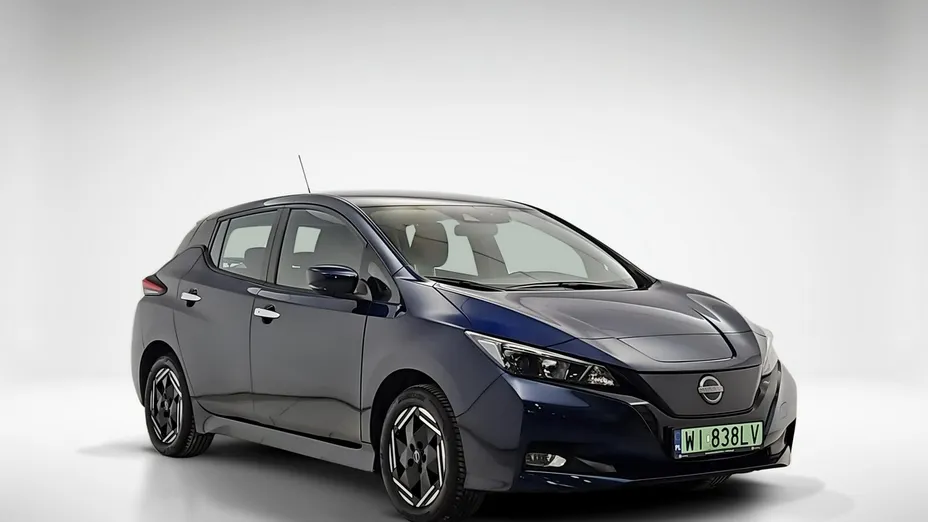 NISSAN Leaf -