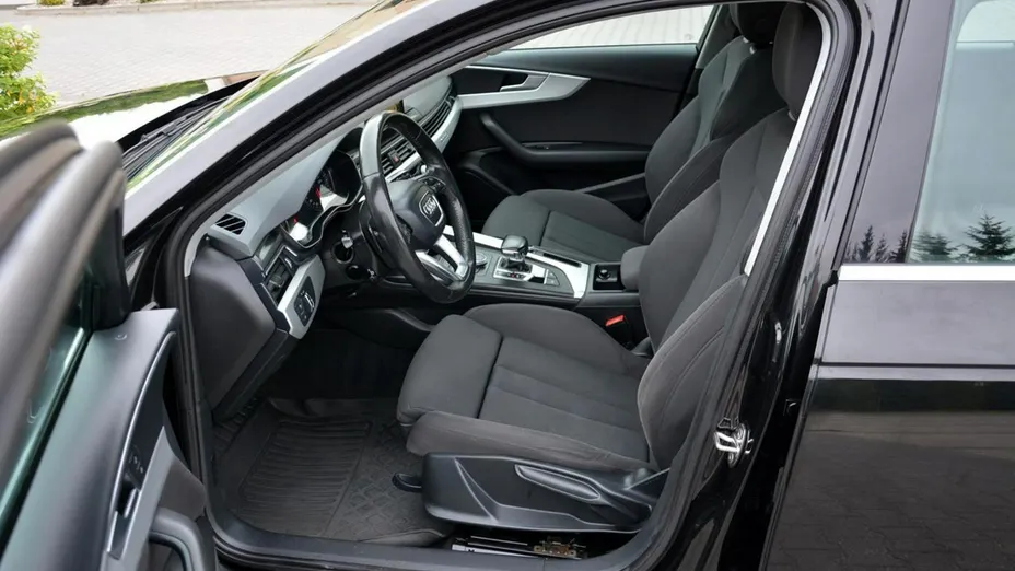 AUDI A4 -