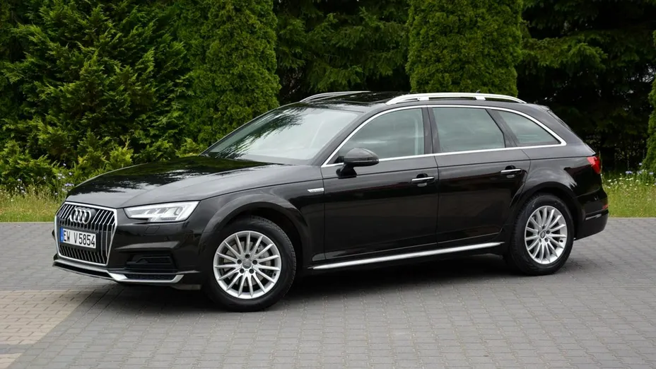 AUDI A4 -